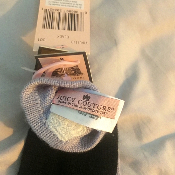 Vintage Juicy Couture hat, scarf and glove set - Picture 5 of 12